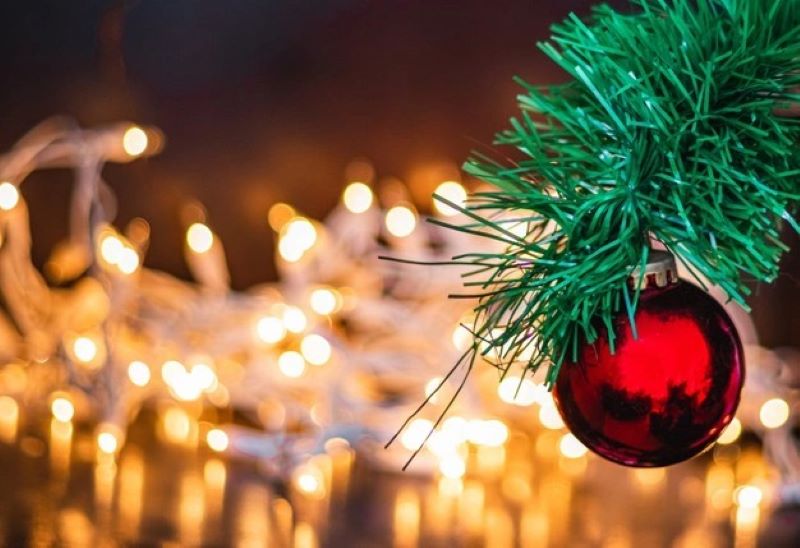 Bring the Holiday Cheer Home: A Guide to Choosing the Right 7 Foot Artificial Christmas Tree